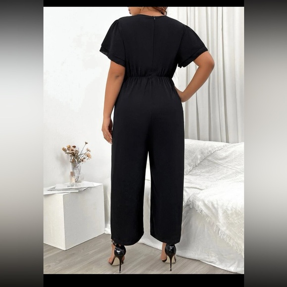 BNIB SHEIN Overlap Collar Butterfly Sleeve Wide Leg Jumpsuit, Size 3XL (18) - Picture 3 of 8